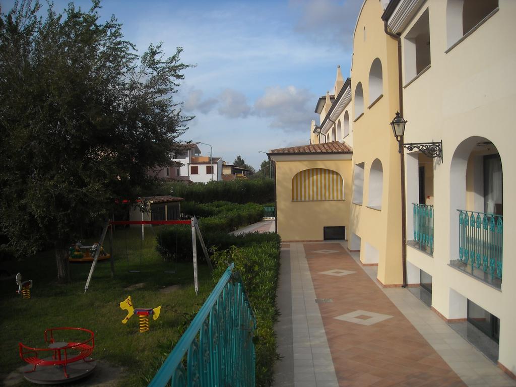 Residence Il Borgo Orosei Eksteriør bilde