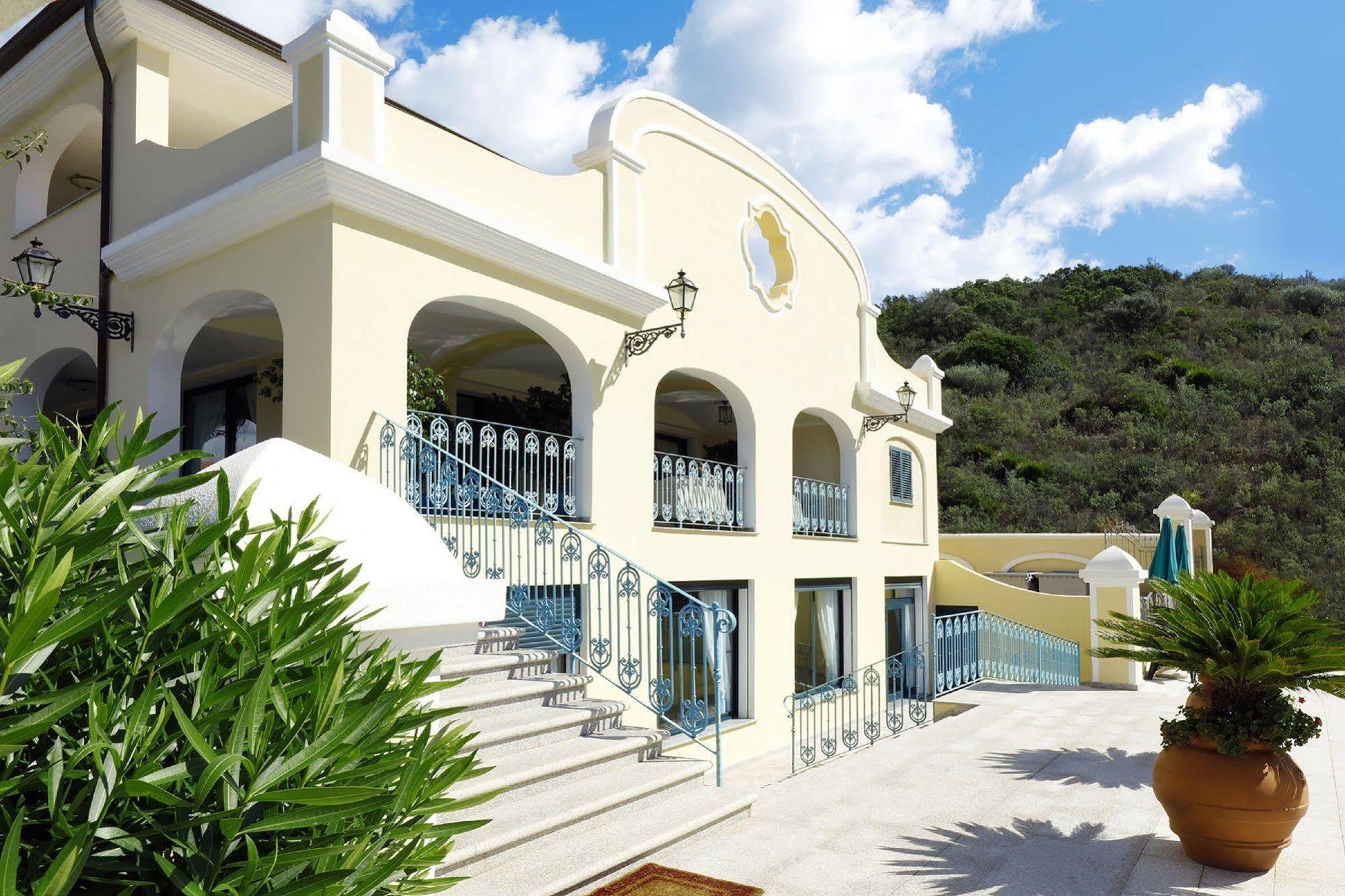 Residence Il Borgo Orosei Eksteriør bilde